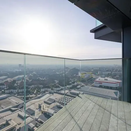 Elegant Sky Line Apartment *