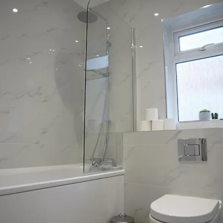 Lux 3bdr For 7 Nr Eye Holiday home London