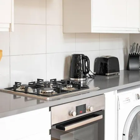 Trendy East Flat Bro1 Apartment London