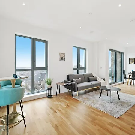 Luxury Penthouse With Enviable Views