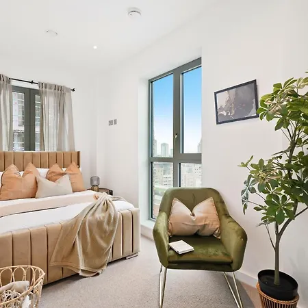 Luxury Penthouse With Enviable Views Apartment