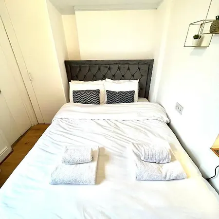 Apartment Camden Stays London