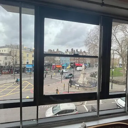 Vibrant & Homely 2bd Flat - Angel Apartment London