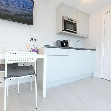 Stylish By Luxestays Shepherds Bush * Londres
