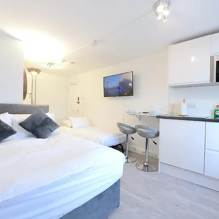Stylish By Luxestays Shepherds Bush * Londres