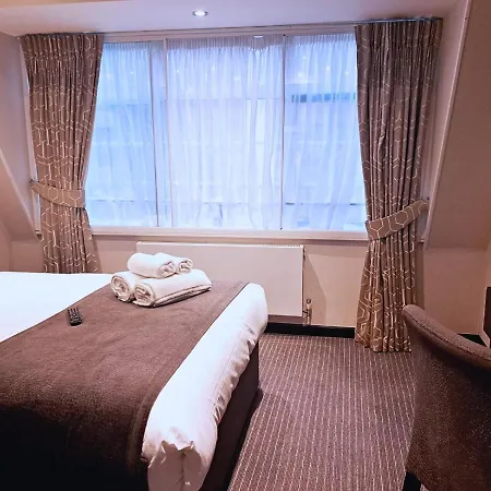 Hotel Great St Helen Hotel 4*
