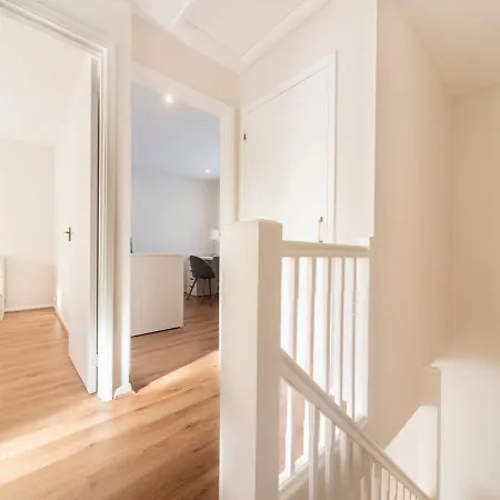 Pass The Keys Stylish 2 Bedroom Family
