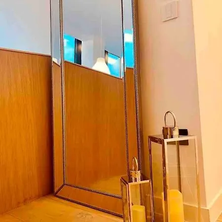Apartment Large 3 Bed 3 Bathrooms Penthouse With Terrace And Views In