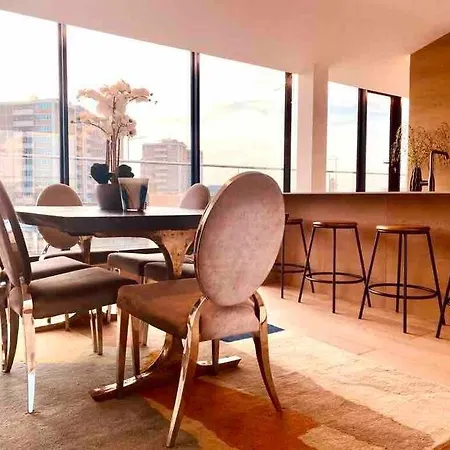 Large 3 Bed 3 Bathrooms Penthouse With Terrace And Views In Apartment London