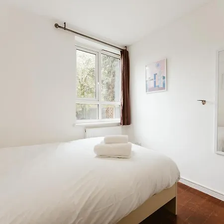 Hostel Wesferry Beds To
