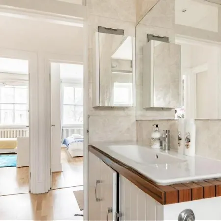 Earl's Court One Bedroom Flat Londra