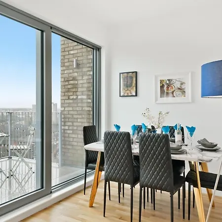 Luxury Penthouse With Enviable Views Apartment