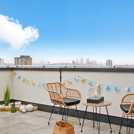 Apartment Luxury Penthouse With Enviable Views London