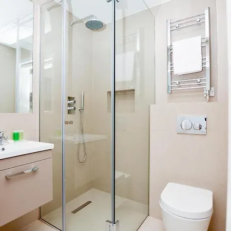 Apartment Fitzroy Serviced By Concept *