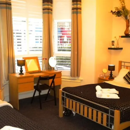 Royal 2 Hammersmith 3* Londyn