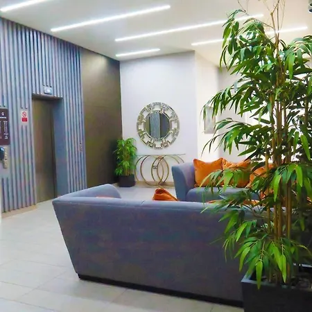 Club White Bridge One Bedroom
