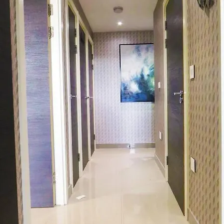 Club White Bridge One Bedroom *