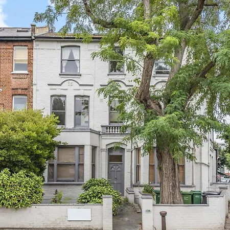 Chic 1 Bed Flat Zone 2 Hampstead Swiss Apartment
