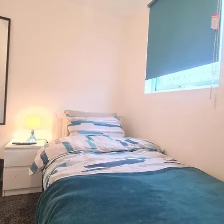 Cosy Single In Manor Park Homestay *
