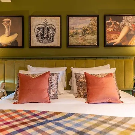 The Crown Inn 4*