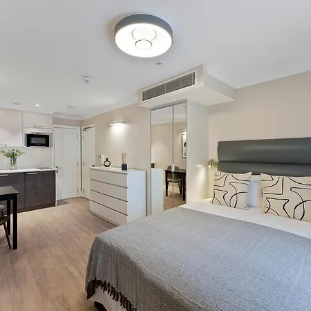 Cleveland Residences Paddington 아파트
