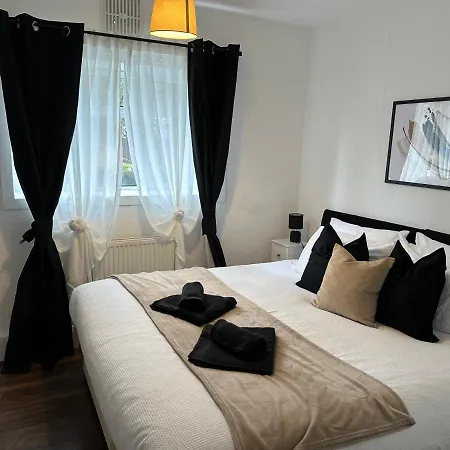 Lovely 2bedroom 4mins From Wimbledon Station アパート *