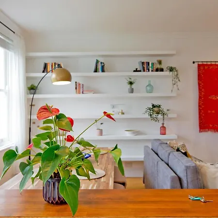 4 Bed Duplex Garden Views