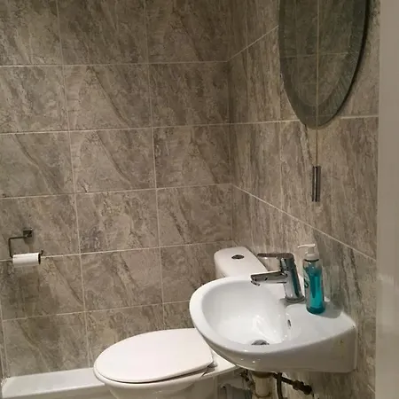 Private One Bedroom Erith