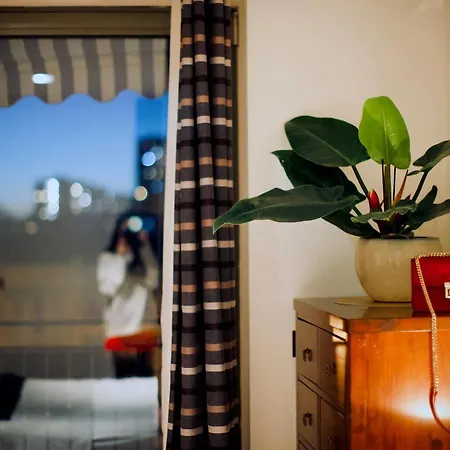 Zen Life With Urban Views - E8 Chic *