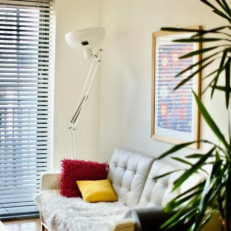 Apartment Zen Life With Urban Views - E8 Chic *