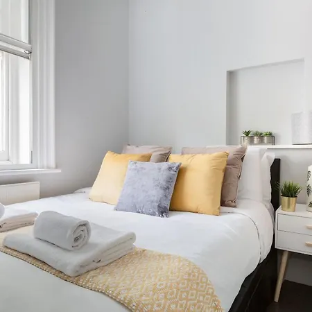 Apartment The Victoria Flat London
