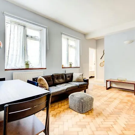 Apartment Guestready - Stylish Getaway Near Tooting Station London