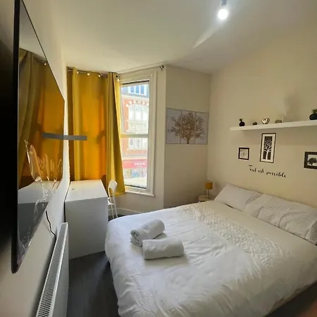 Small Cosy 2 Flat With 2 Double Beds Apartment *