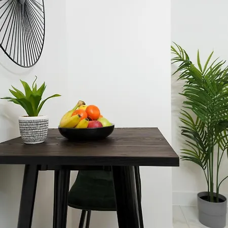 Boutique Flat Near O2 & Excel Apartment