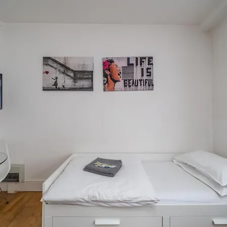 Private - Wardour Street - Berwick Street * London