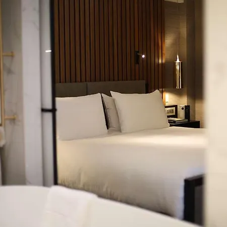 Middle Eight - Covent Garden - Preferred And Hotel