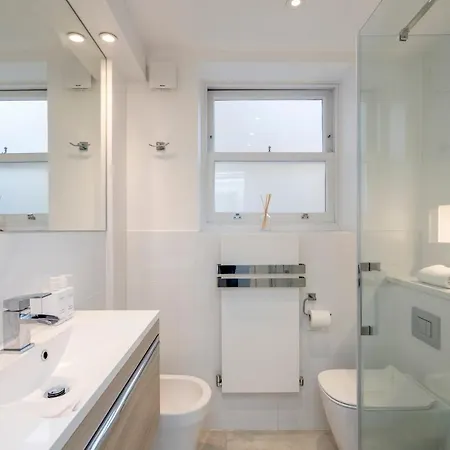 Outstanding 2br Ground Floor Flat In Earl's Court Apartment *