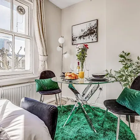 Apartamento For Explorers - 3 Min Walk To Station *