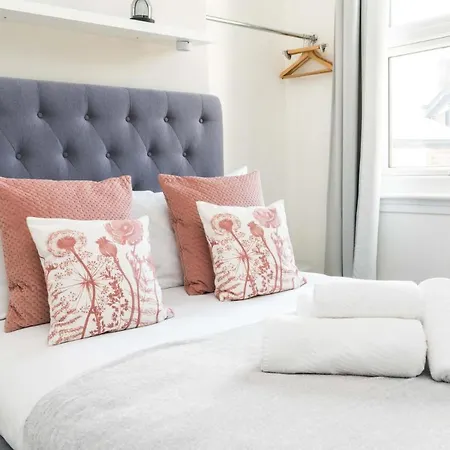 Marvellous Peckham City Break * London