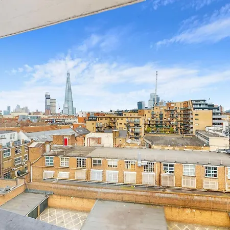Near To Tower Bridge With Free Parking & View Of The Shard London