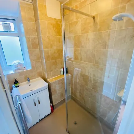3 Bed In Camden *