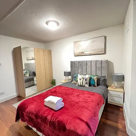 Apartment Lovely Studio Flat Cromwell Road *