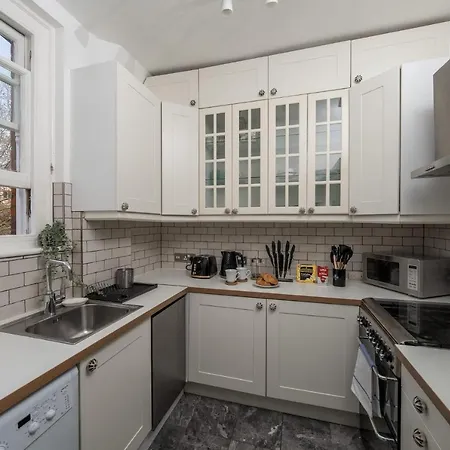 Trustay Westminster Apartment