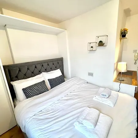 Apartment Camden Stays London