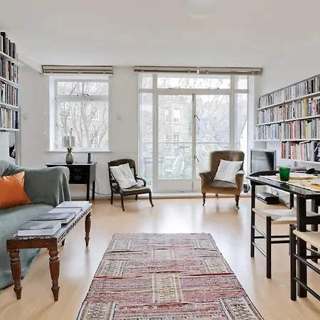 Large One Bedroom Flat With Balcony Close To The By Underthedoormat Apartment *