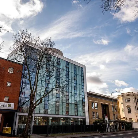Davies Court * Londen