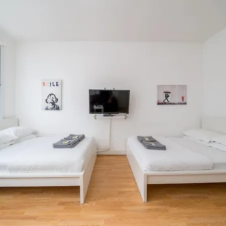 Soho Sleeps 4, Covent Garden & Leicester Square *