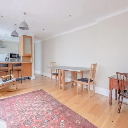 Lovely 1 Bedroom With Patio - 10 Mins From Hyde Park * London