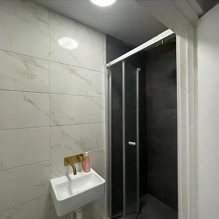 Brick Lane Apartment