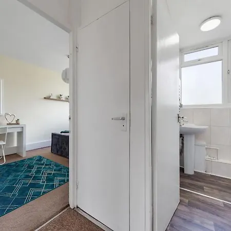 شقة Hyde Park 4 Bedroom Superior لندن